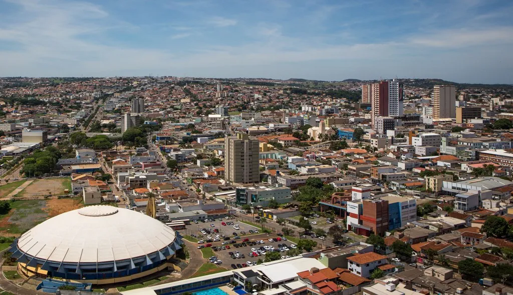 Ônibus Anápolis: Guia para Visitar a Cidade Goiana